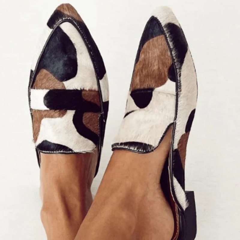 Women'S Fashion Shoes - 英国風2026年春秋新作おしゃれなポインテッドトゥ34-43浅履き牛柄カジュアルレディースシューズ