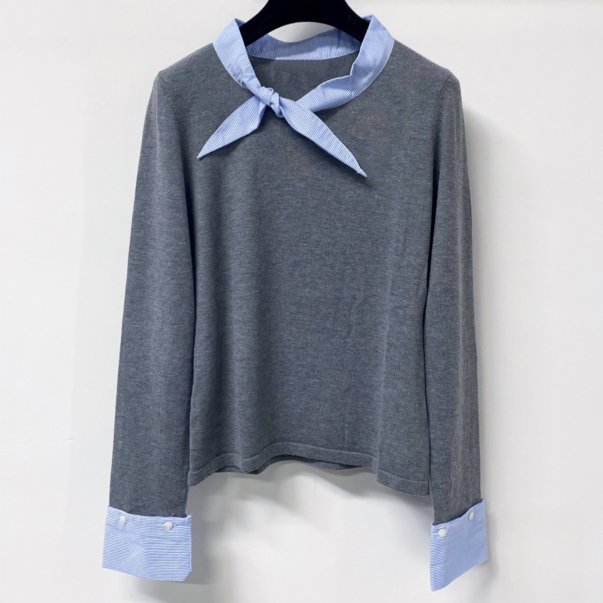 高品質の女性用タイネックニットトップ、ストライプのコントラス - Women Fashion Necktie のレビューと価格