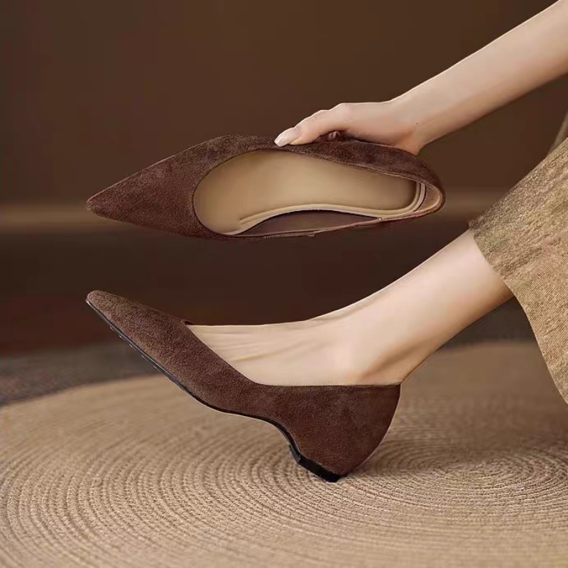 夏の新スタイル、カジュアルなポインテッドトゥのスエード素材、 - Women'S Fashion Shoes のレビューと価格