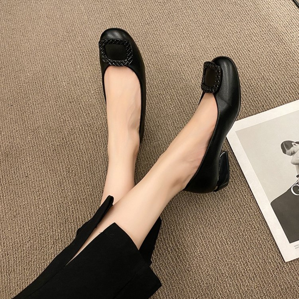 柔らかい革を使用した、牛腱革の柔らかいソールが特徴の、春・秋 - Women'S Fashion Shoes のレビューと価格